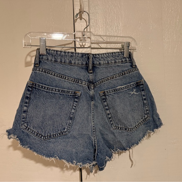 Zara Distressed Blue Jean Shorts - Picture 2 of 3